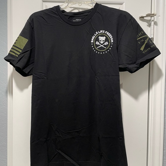 Grunt Style Smells like Freedom Whiskey Bacon Freedom Men’s Short sleeve t-shirt - Picture 2 of 6